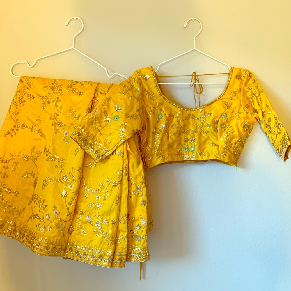 Sangeet lehnga